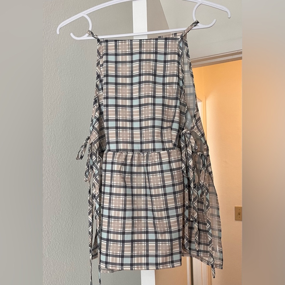 Plaid Sleeveless Top
